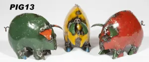 3 Little Pigs decorative plants  