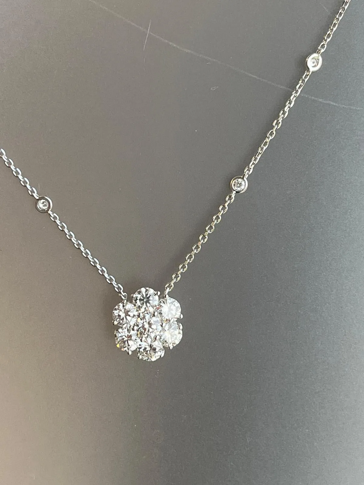 4ctw Cluster Pendant Flower Necklace on a Diamond by the Yard Chain 14K Gold