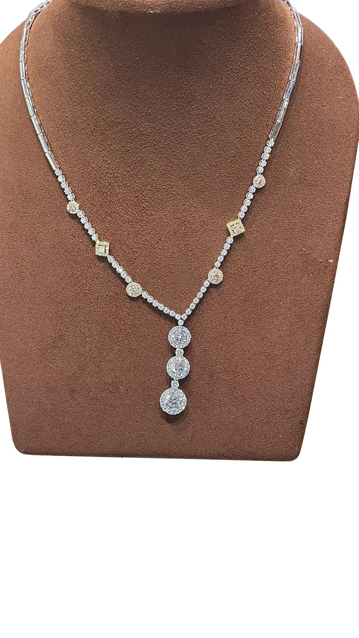 6.5 Carat Natural Round Cut Diamonds 18K White Gold Exquisite Pendant Necklace