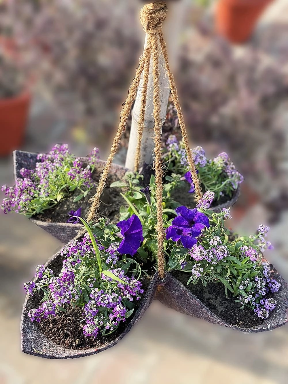 850 GSM Vertical Star Hanger Geotextile Planter (17x17x10 Inch)