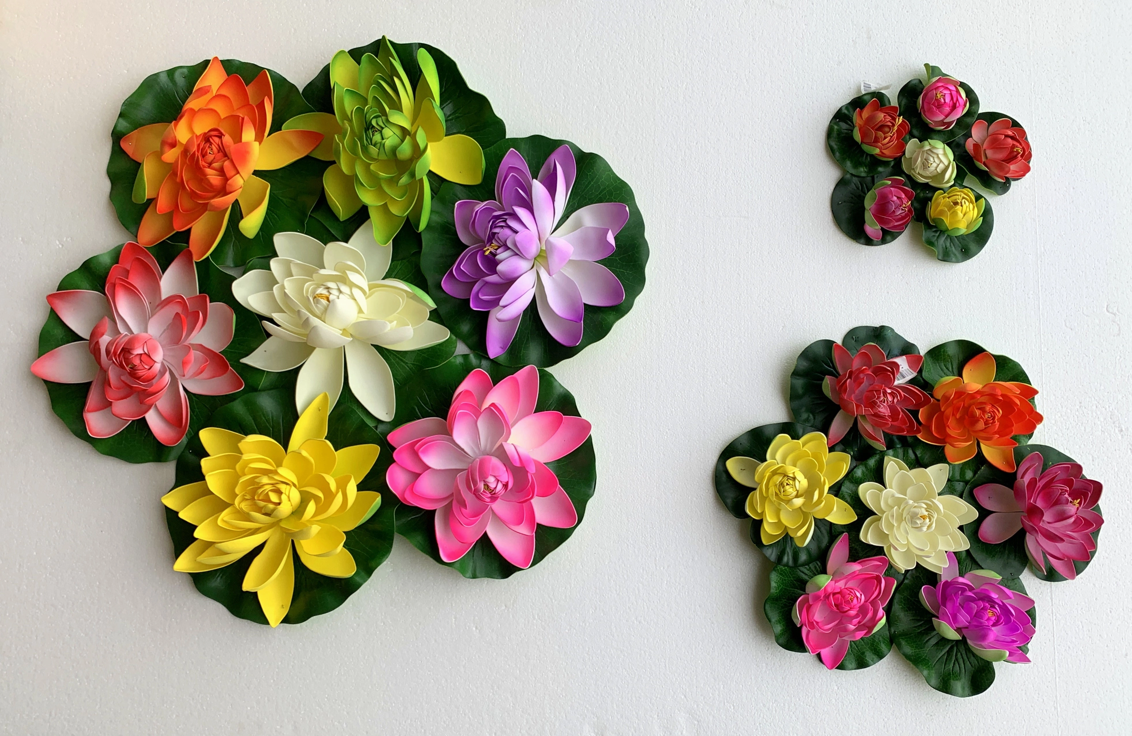 ACC0025 Floating Water Lily / Lotus Flower 3 Sizes Various Colours