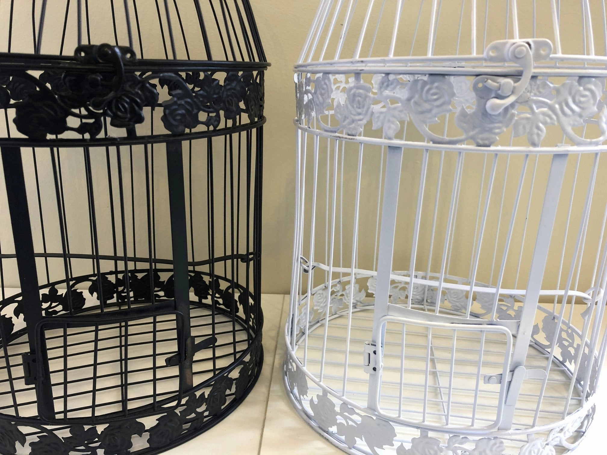 ACC0029 Decorative Bird Cage 2 Colours (Black / White) 3 Sizes