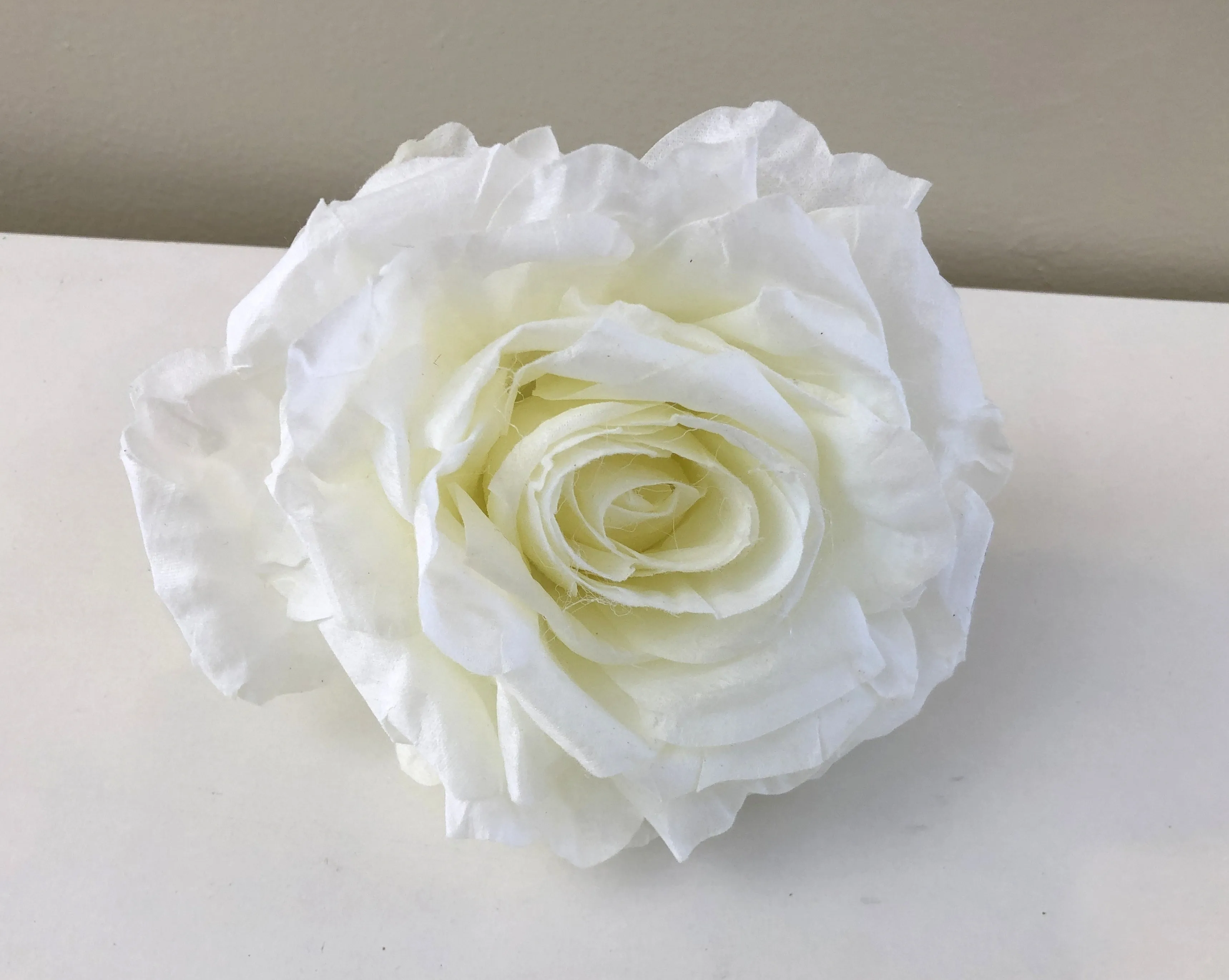 ACC0078 Premium Single Flower Head - White (Large Size)