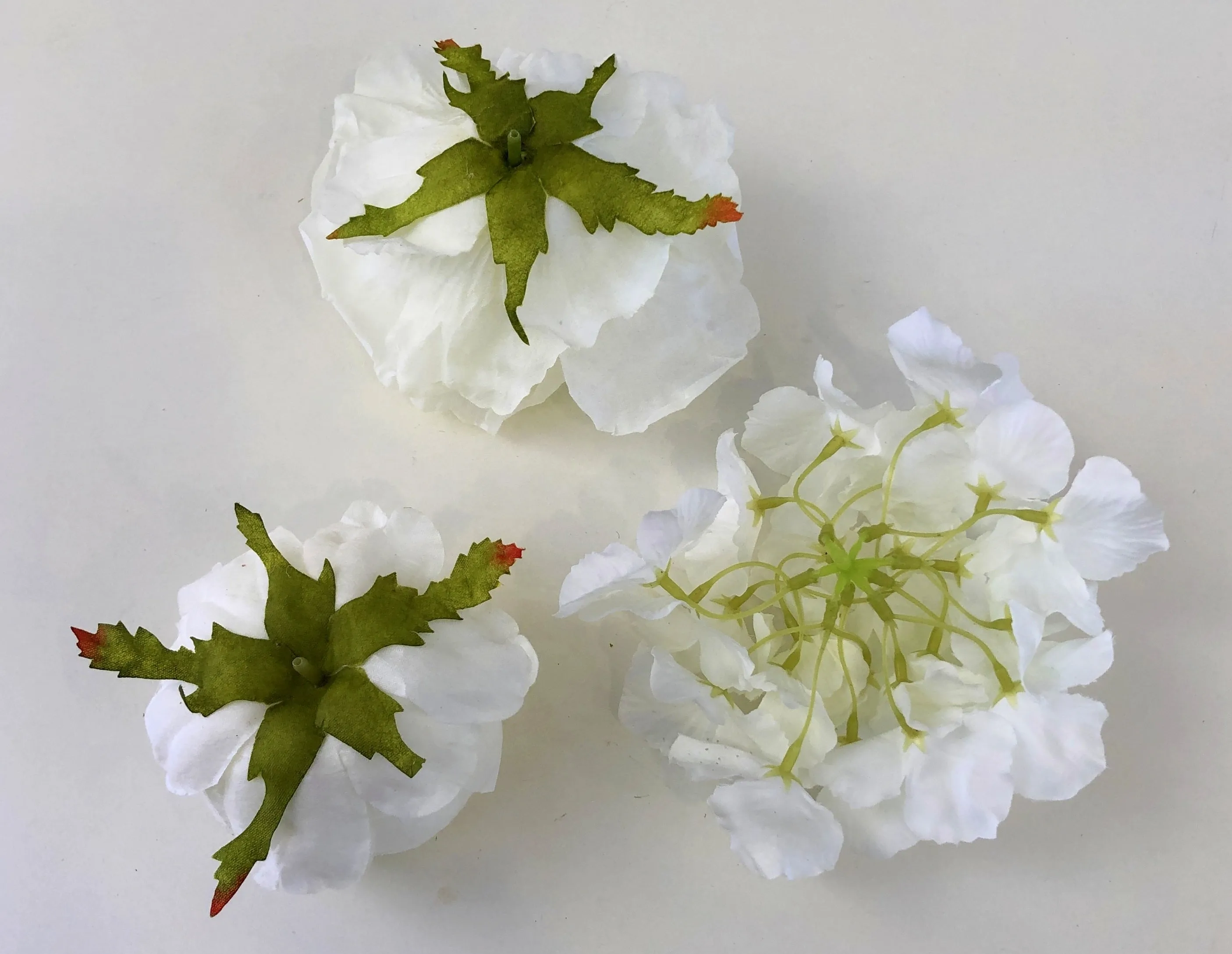 ACC0078 Premium Single Flower Head - White (Large Size)