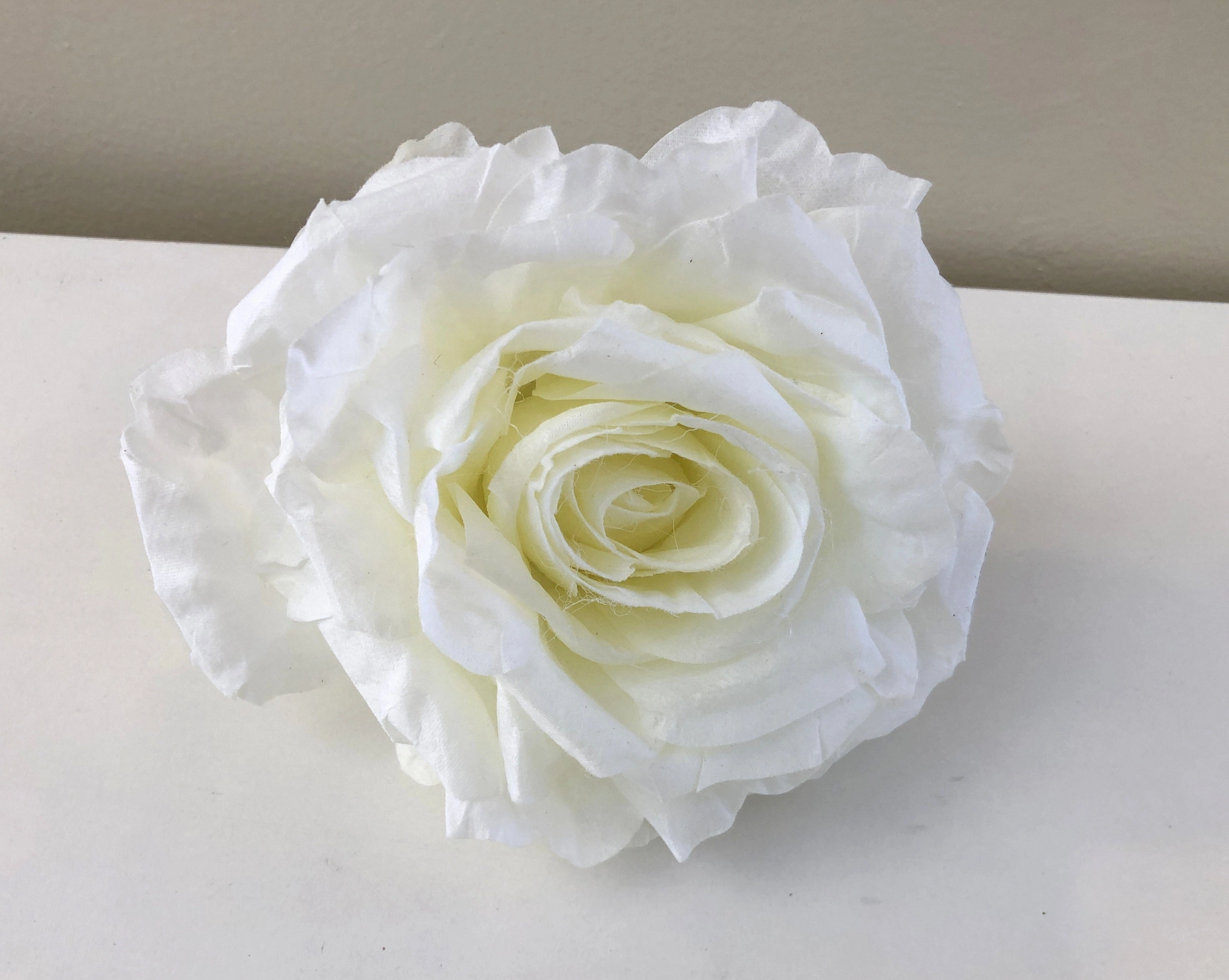 ACC0078 Premium Single Flower Head - White (Large Size)