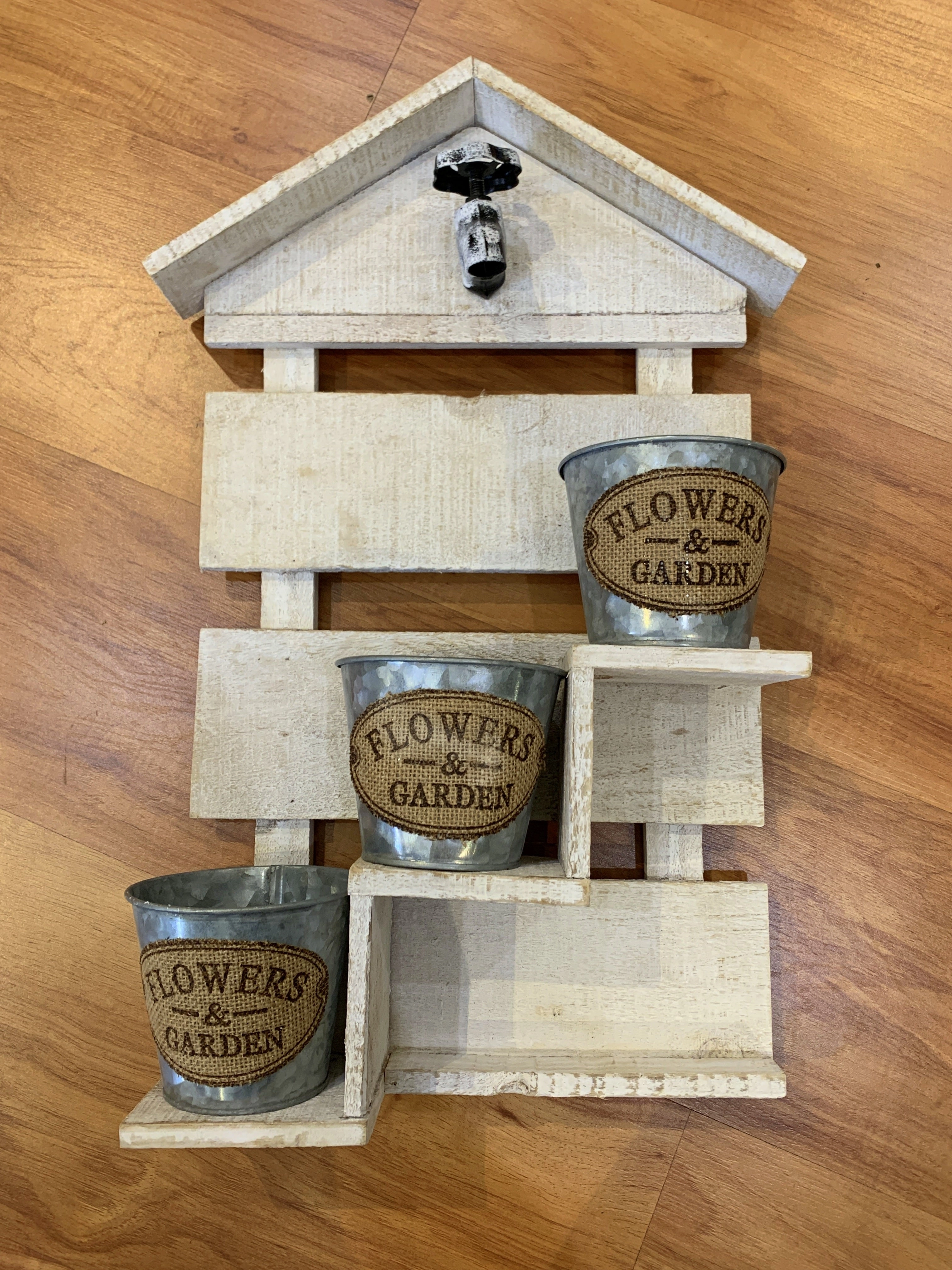 ACC0089 Wooden Decorative Wall Planter 2 Styles