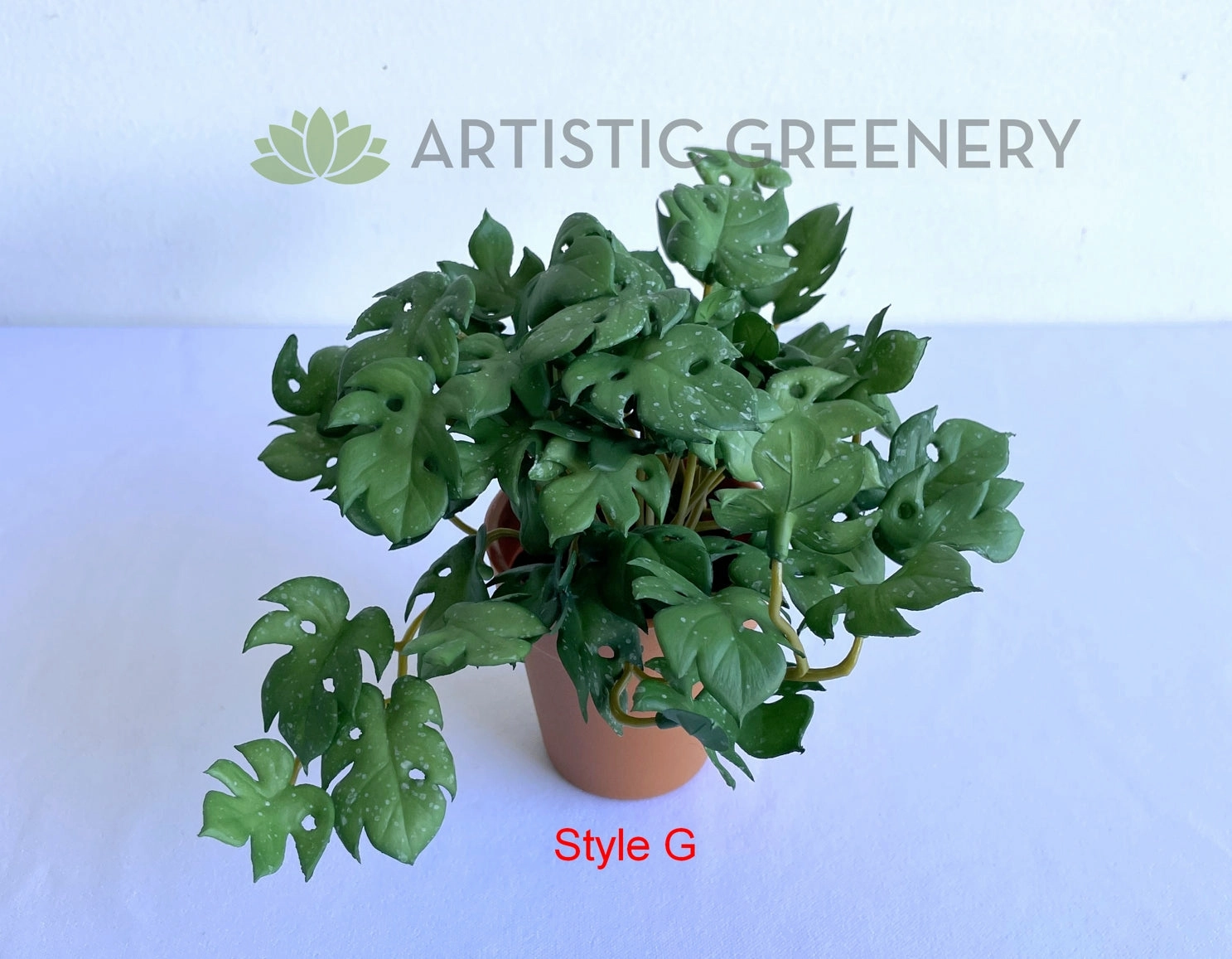 ACC0110 Small Potted Succulent 15cm 9 Styles