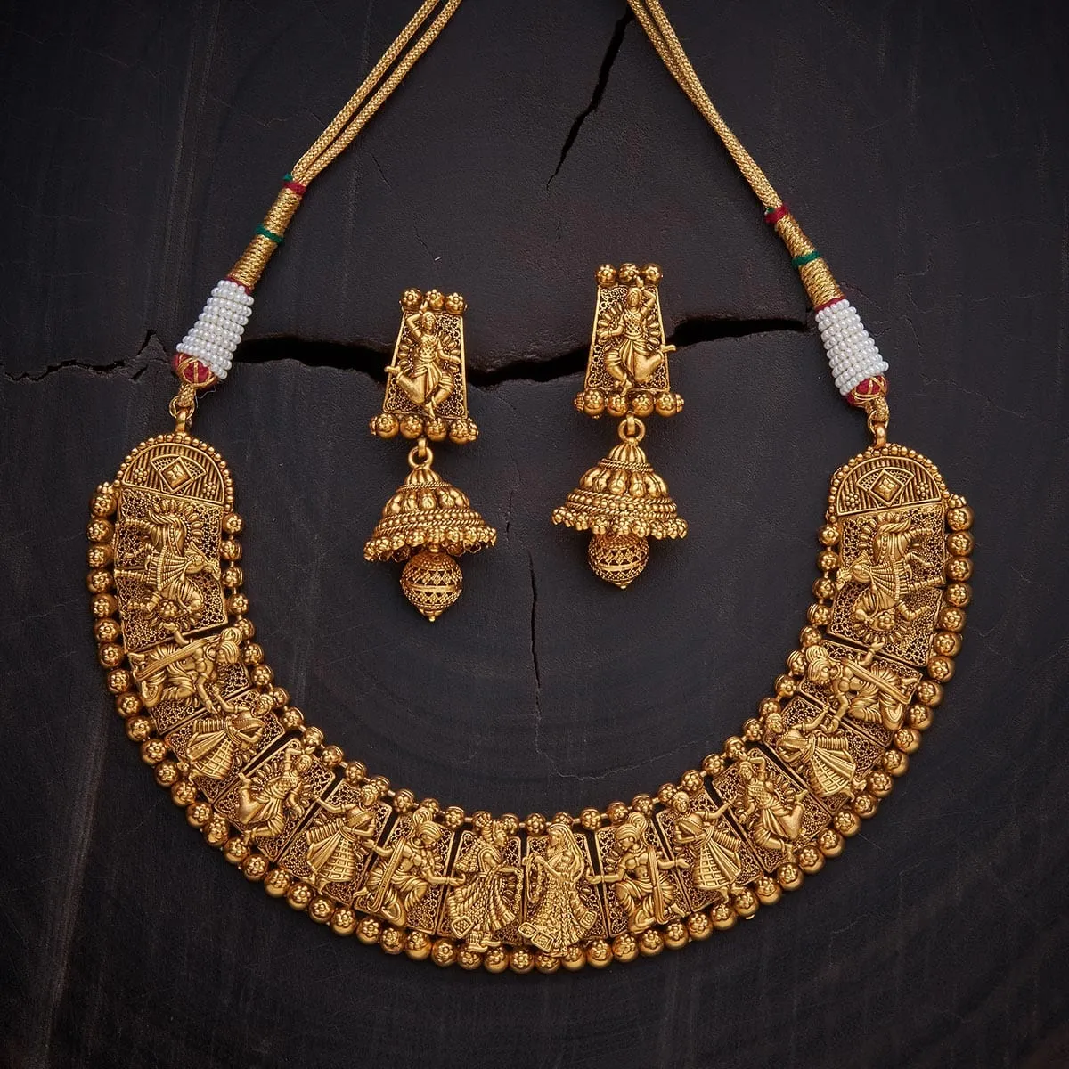 Antique Necklace 135036