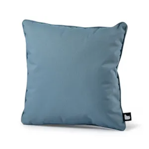 B Outdoor Cushion Sea Blue dried flowers  