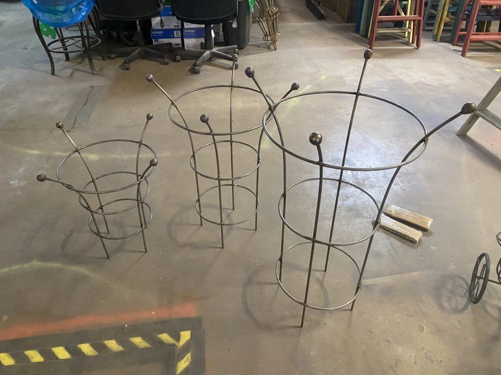 Bella Topiaries Iron Frames Plant Supports