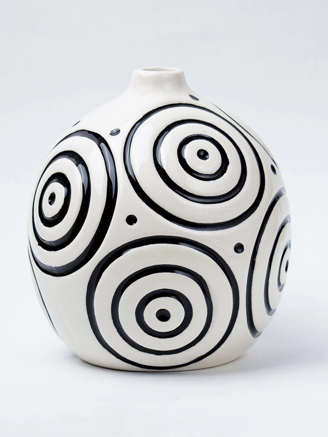 Black & White Ceramic Round Vase - Cuircular Pattern, Flower Holder