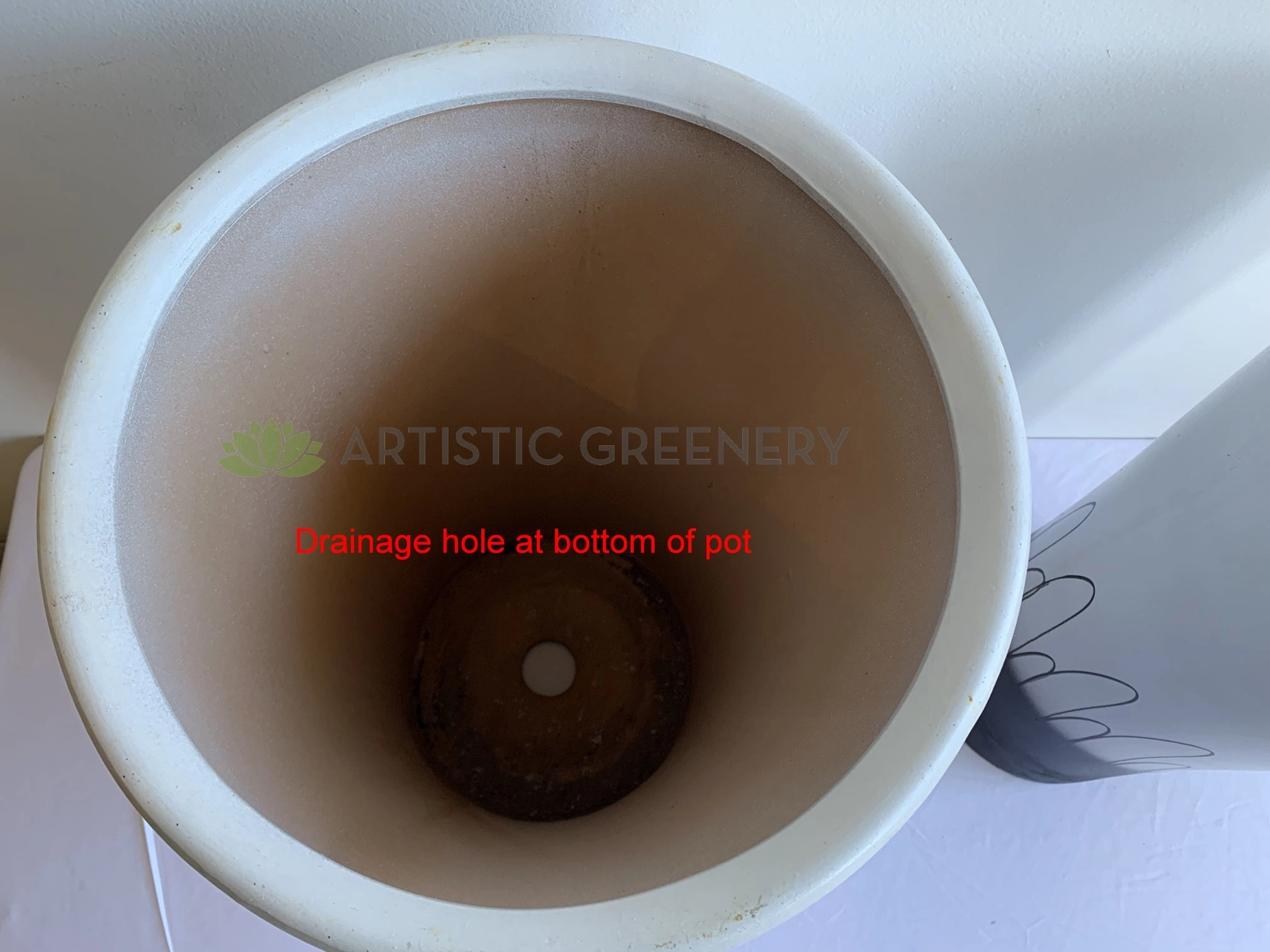 Black & White Paint Round Planter / Pot - Ceramic CER0025