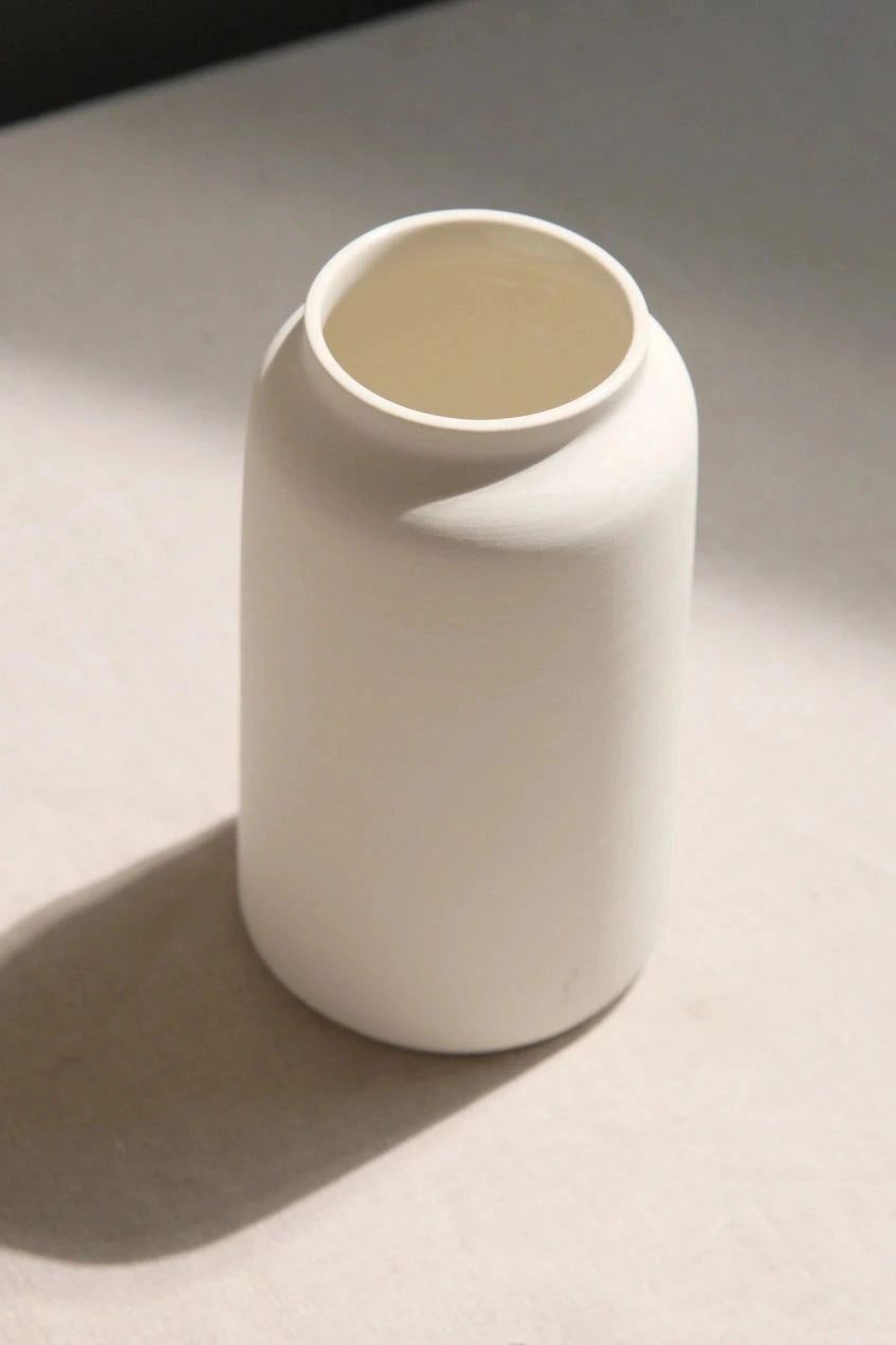 Bouquet Vase Ivory Medium