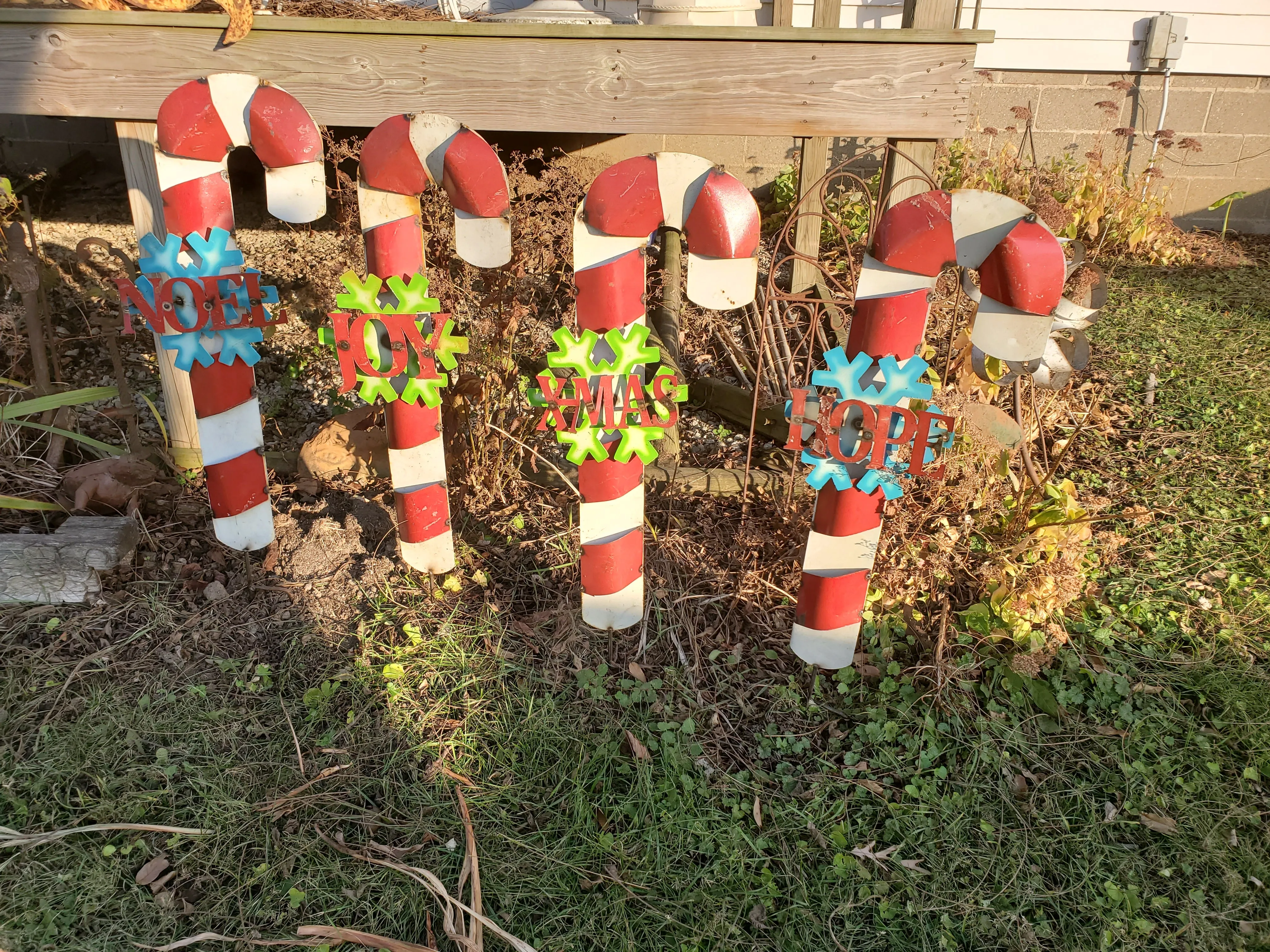 Candy Cane Wire Yard Art