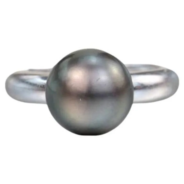 Cartier Black Pearl 18K White Gold Ring
