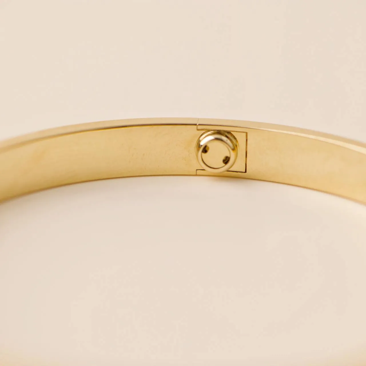 Cartier Love Bracelet 18K Yellow Gold Size 20