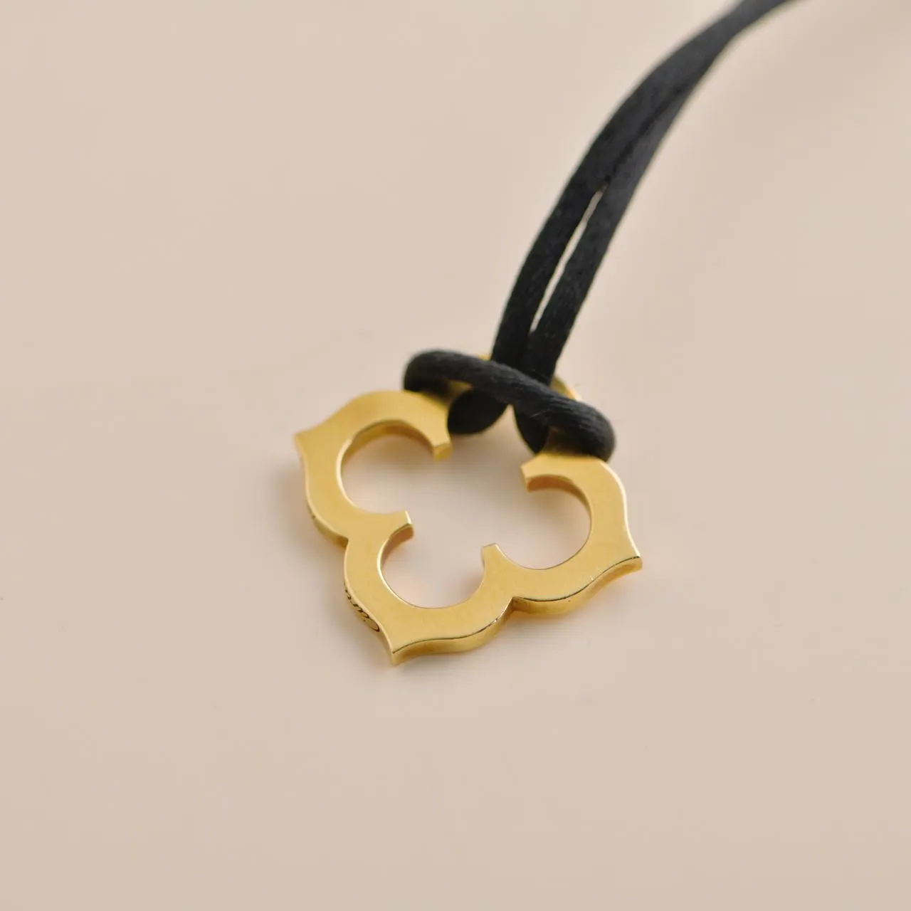 Cartier Quatrefoil 18k Yellow Gold Pendant Necklace