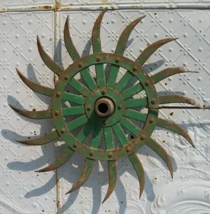 Cast Iron Antique Farm Piece Decoration decorative plants  