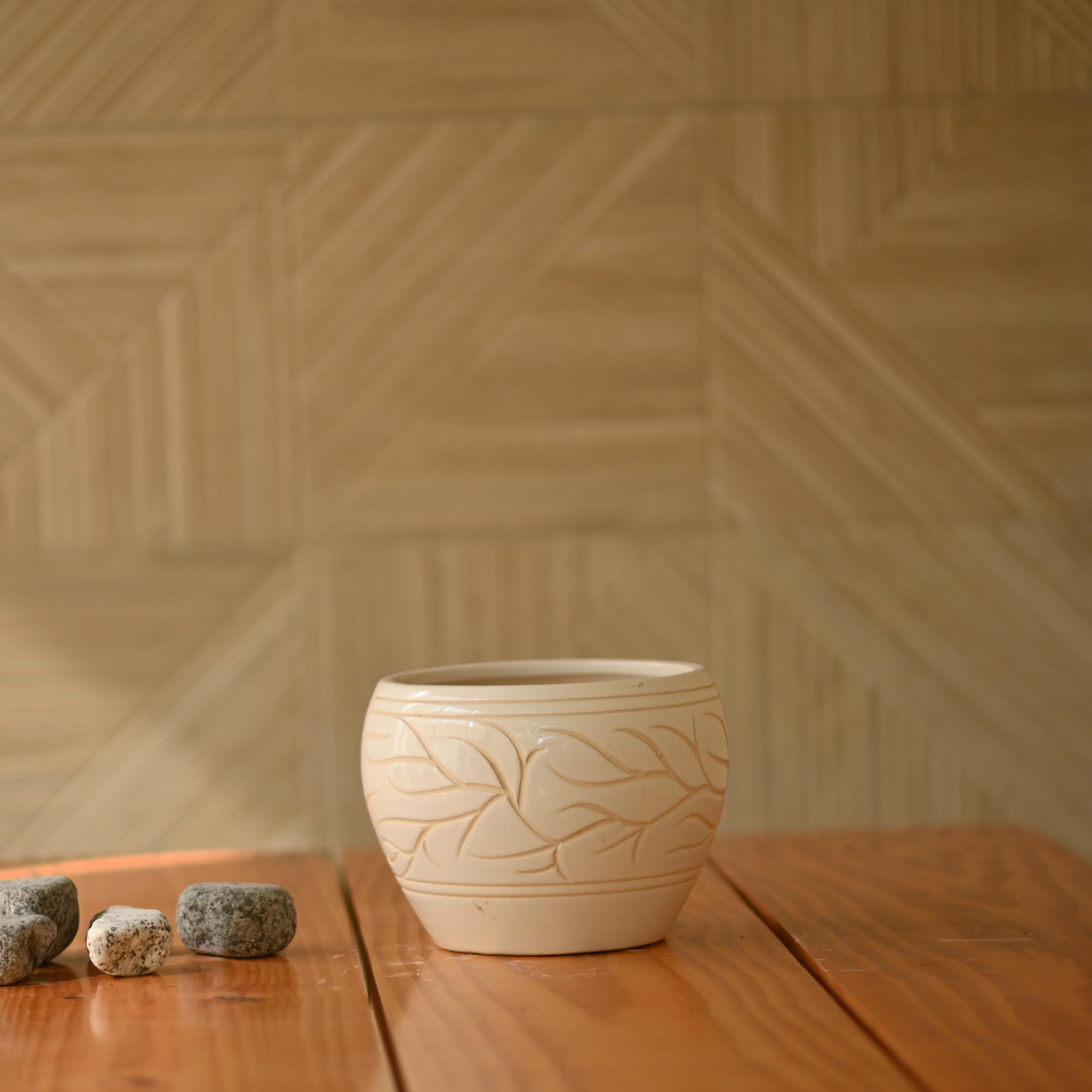 Ceramic Designer Apple Pot 9"