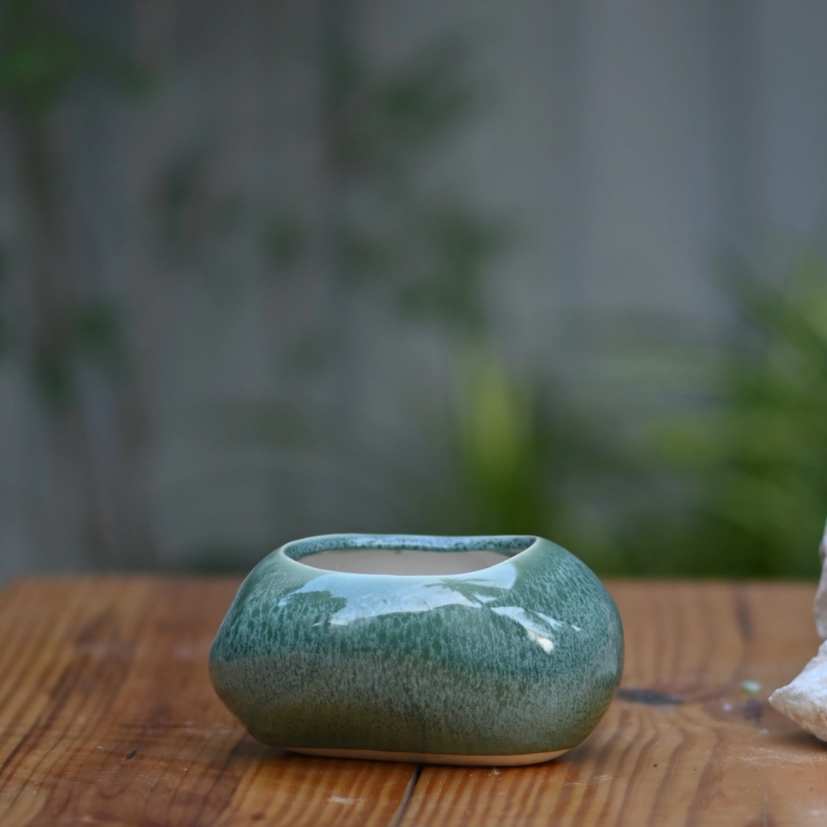 Ceramic Pebble Pot/Planter