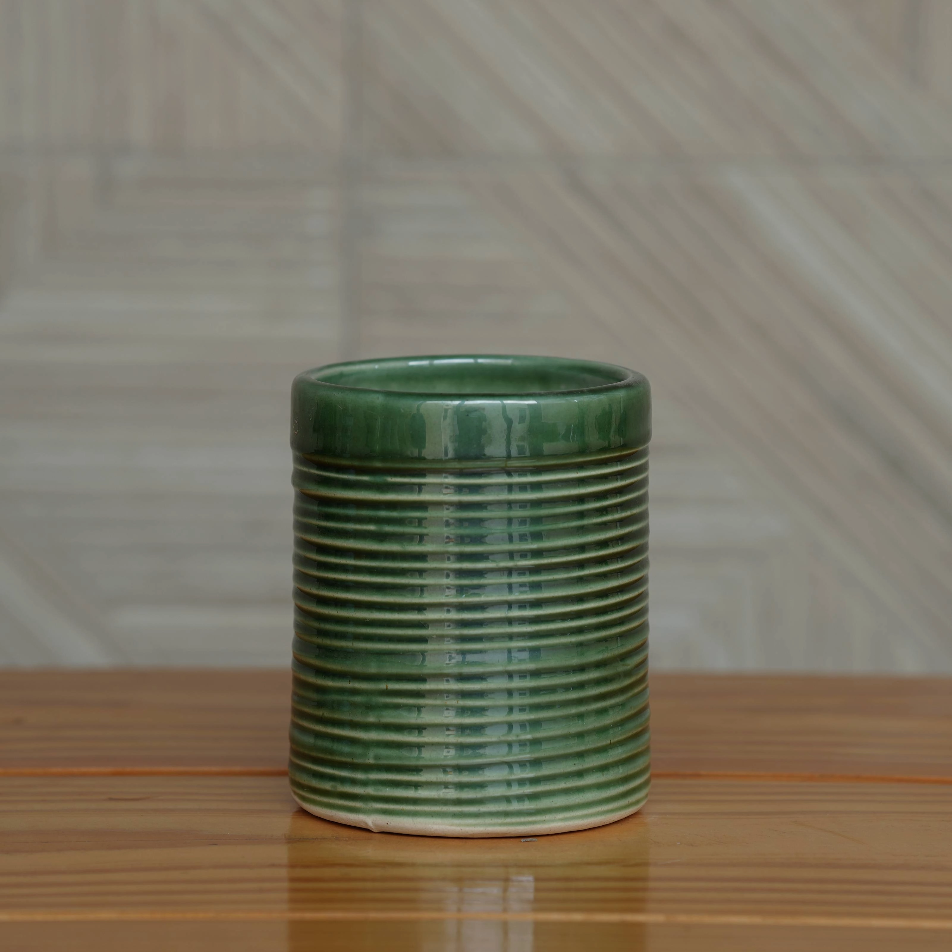 Ceramic Pipe Shape Ribbed Pot/ Planter For Plants