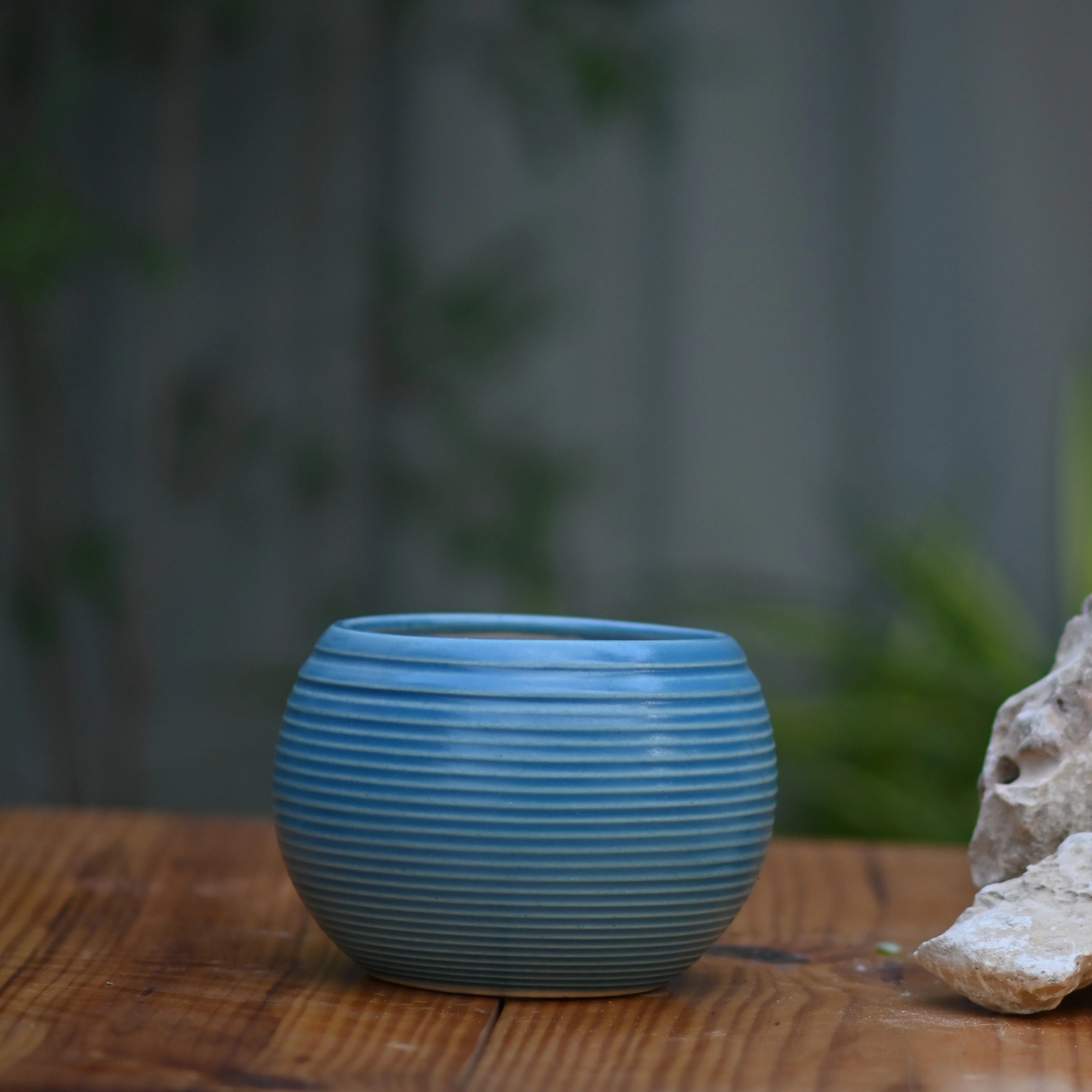 Ceramic Ribbed Matka Pot/Planter