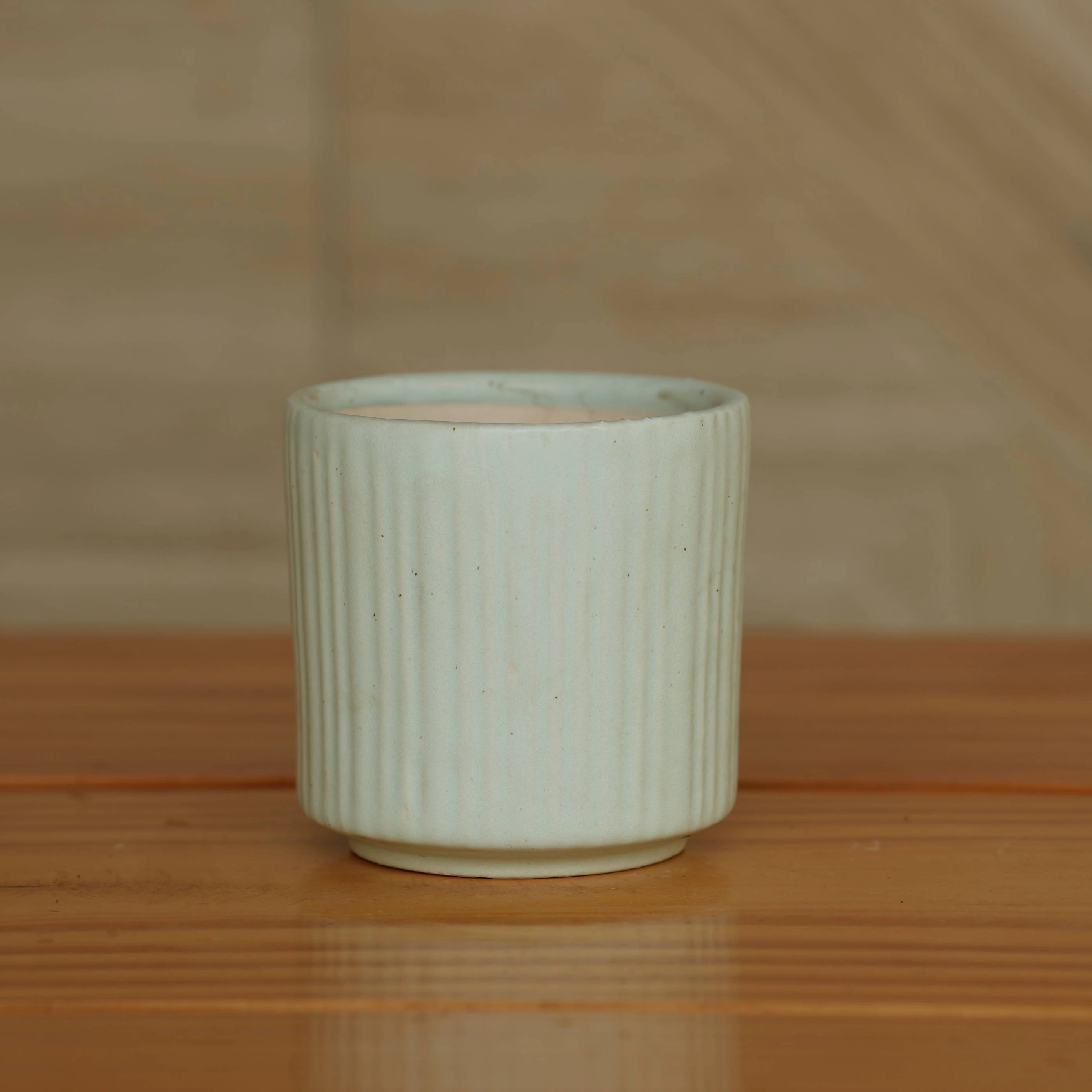 Ceramic Round Vertical Stripes Planter/Pot For Plants