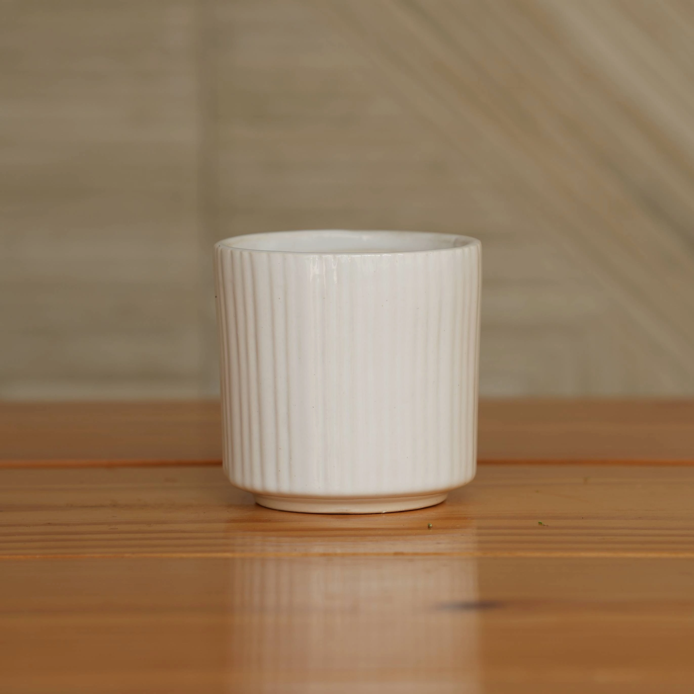 Ceramic Round Vertical Stripes Planter/Pot For Plants