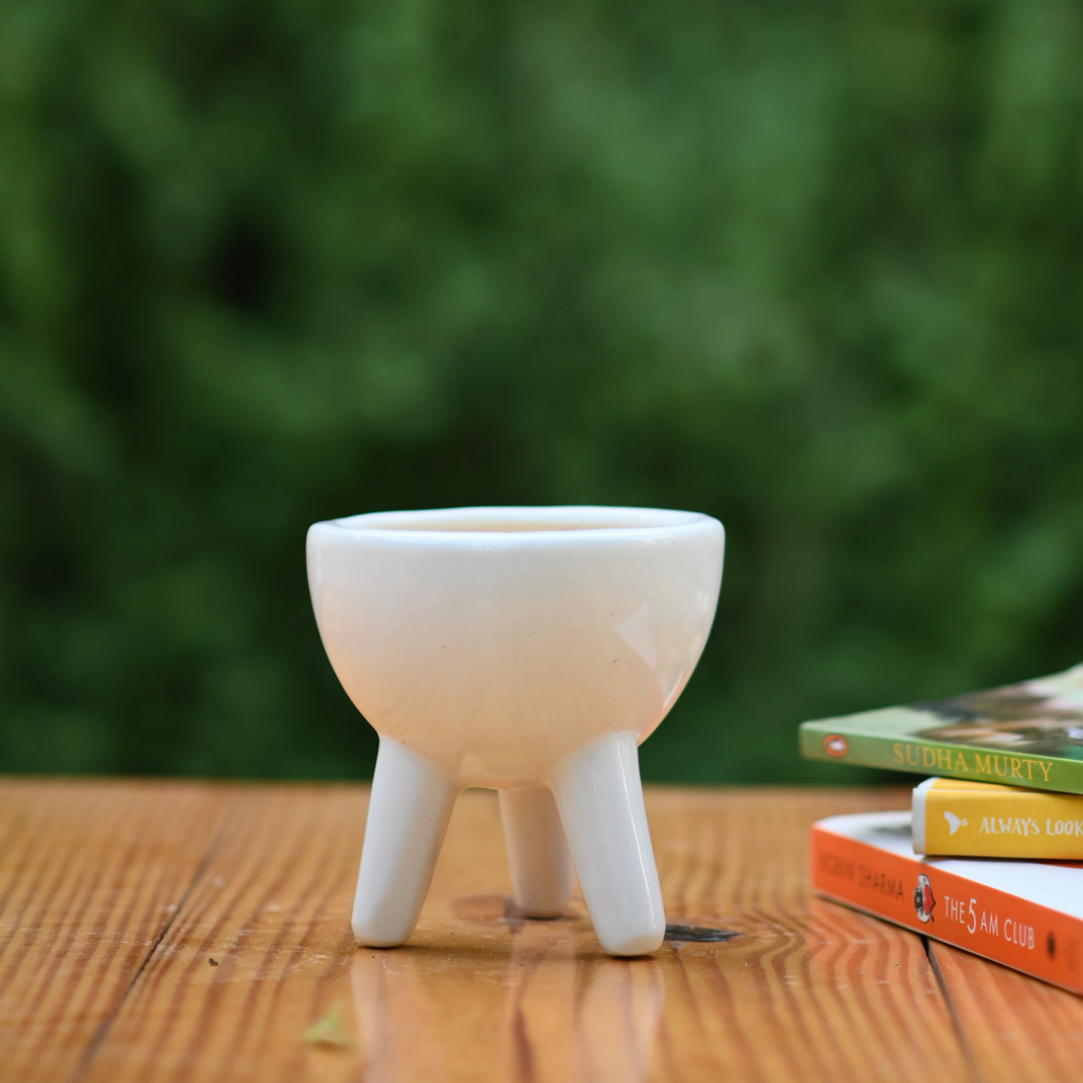 Ceramic Small Tripod Style Pot