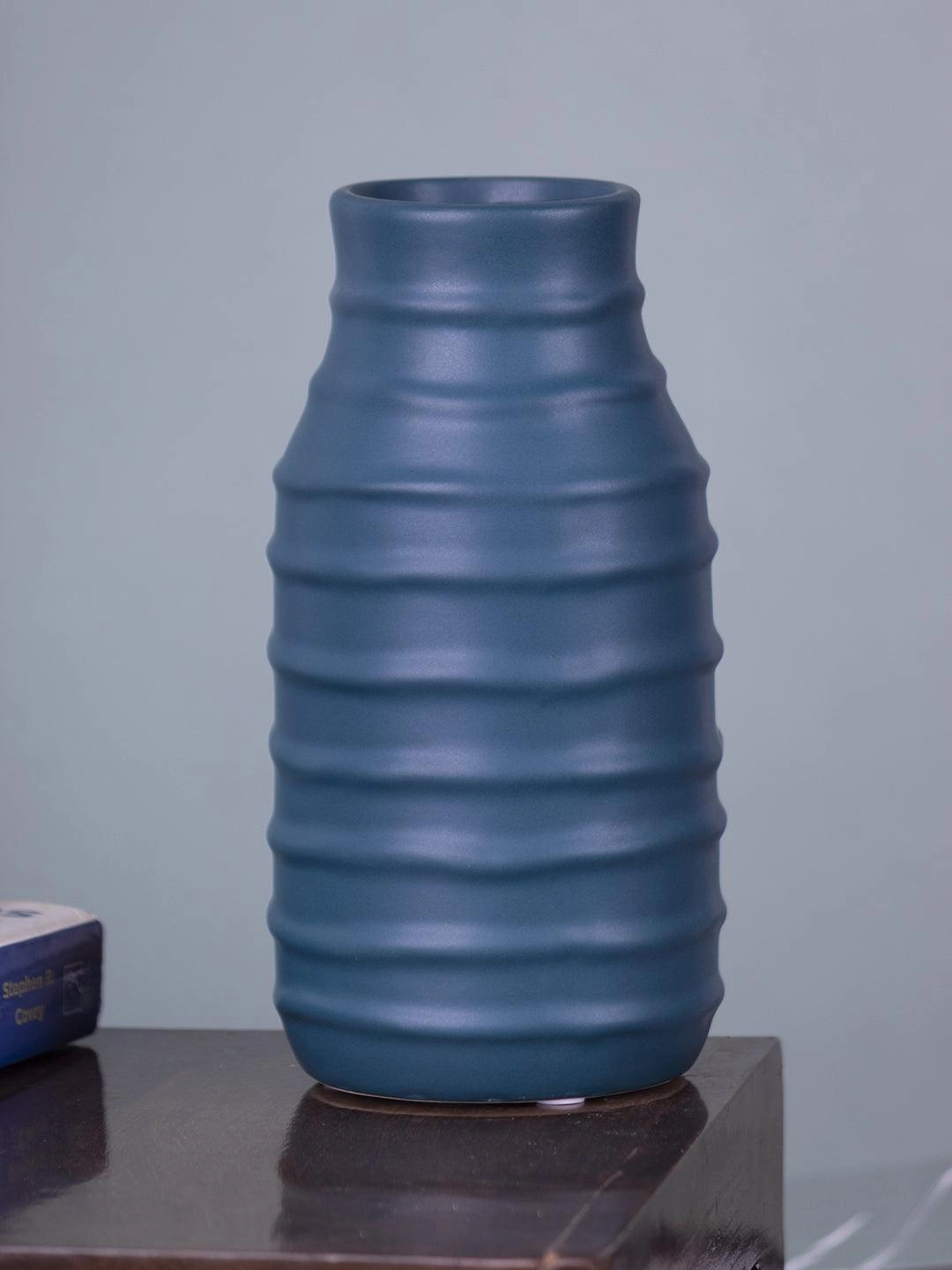 Ceramic, Vase, Engraved, Glossy : Finish, Multicolor