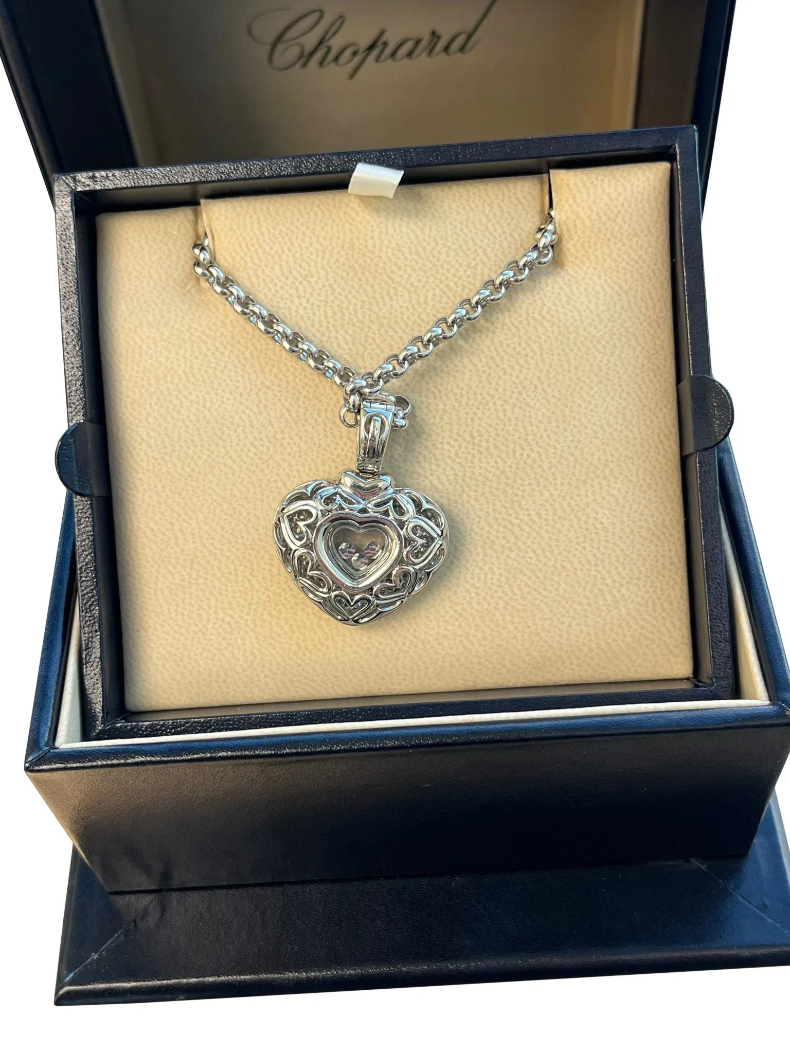 Chopard Happy Diamonds 2.50 Carat 18K White Gold VVS Diamond Pendant Necklace