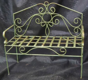 Circle Bench decorative plants  