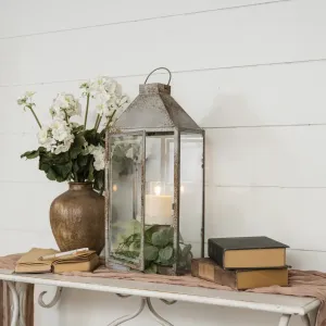 Classic Metal Lantern dried flowers  