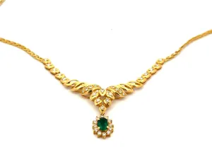 Colombian Emerald & Diamond Necklace in 18K Yellow Gold