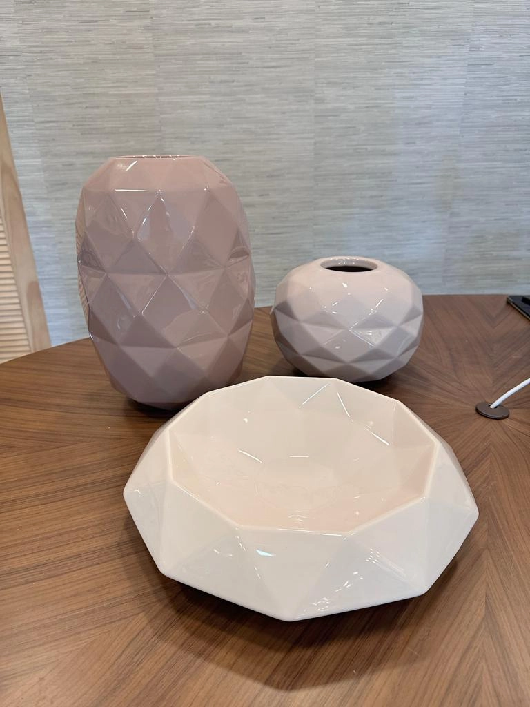 Cut  Vase Chic Pink Total Glossy