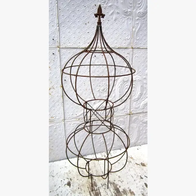 Double Topiary with Finial on Top