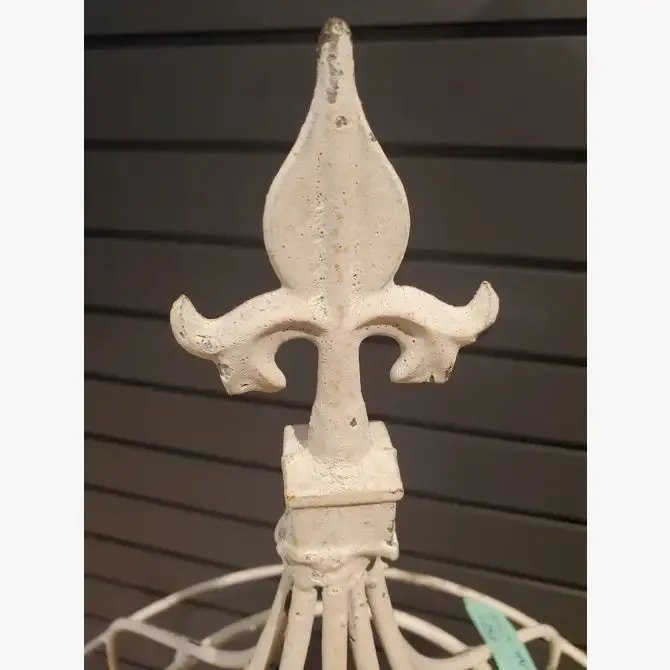 Double Topiary with Finial on Top