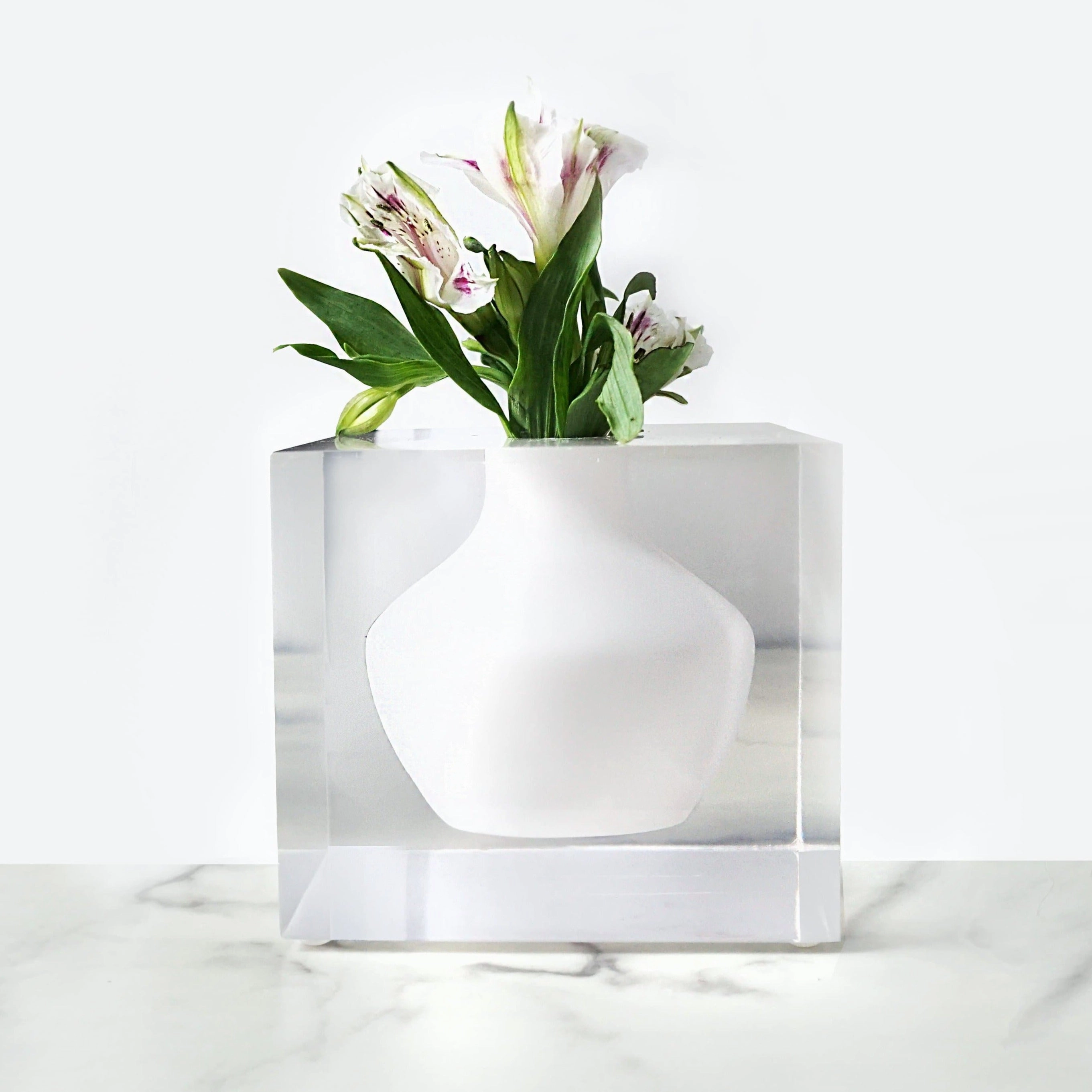Doyers - Bud Vase Hamptons White