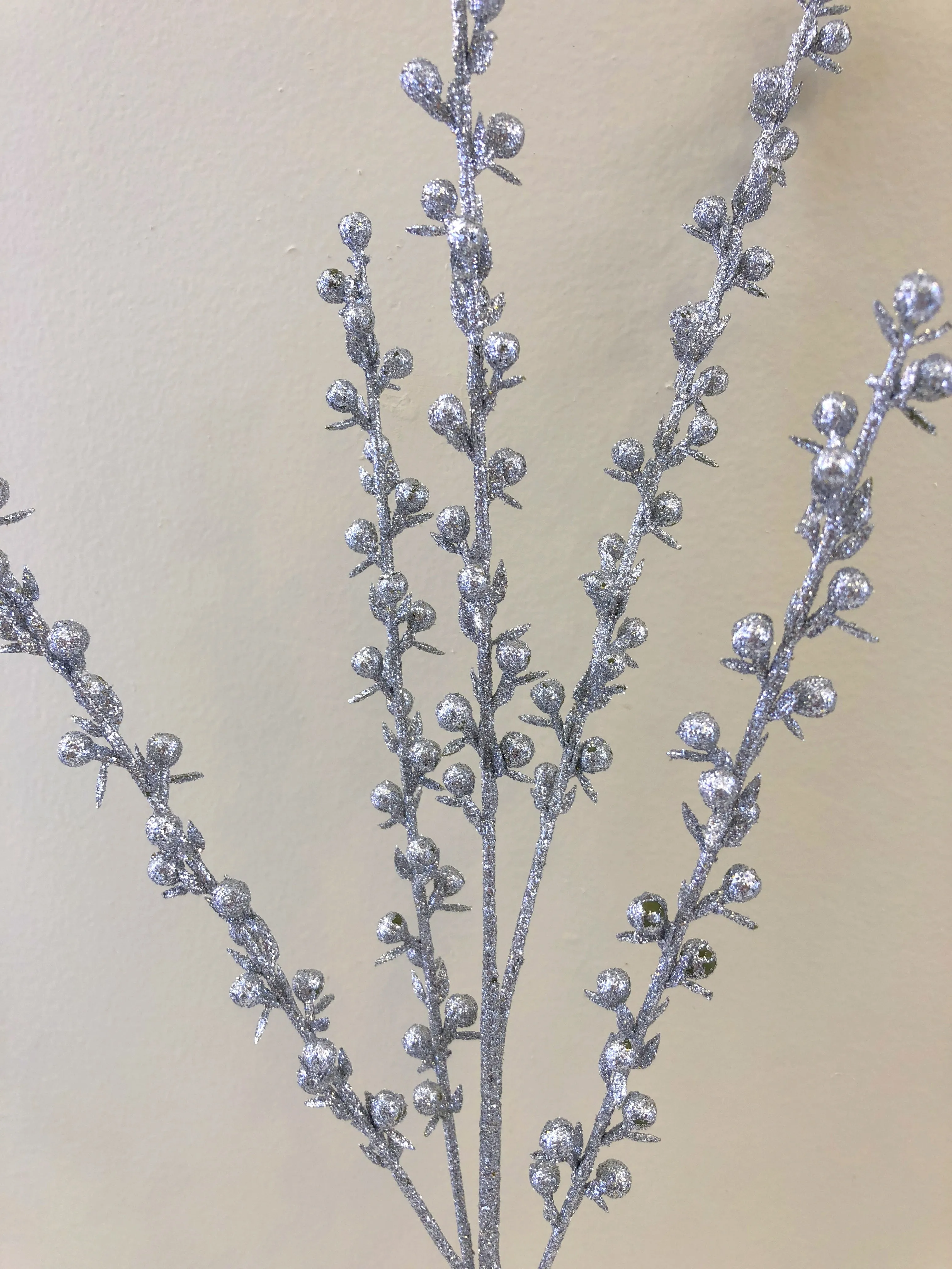 DS0045 Silver Glitter Twig 72cm