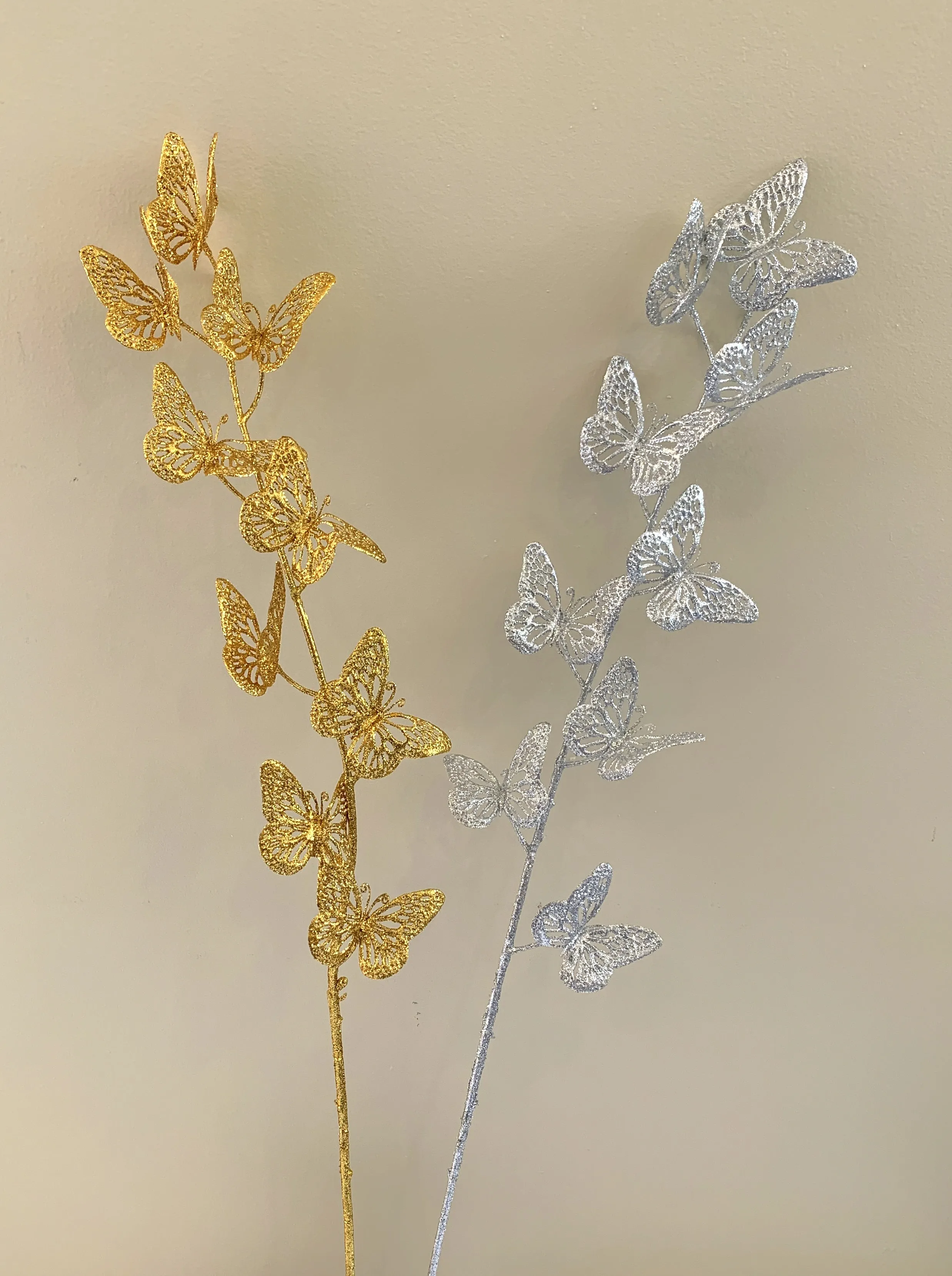 DS0046 Butterfly Glitter Stick 93cm Gold / Silver