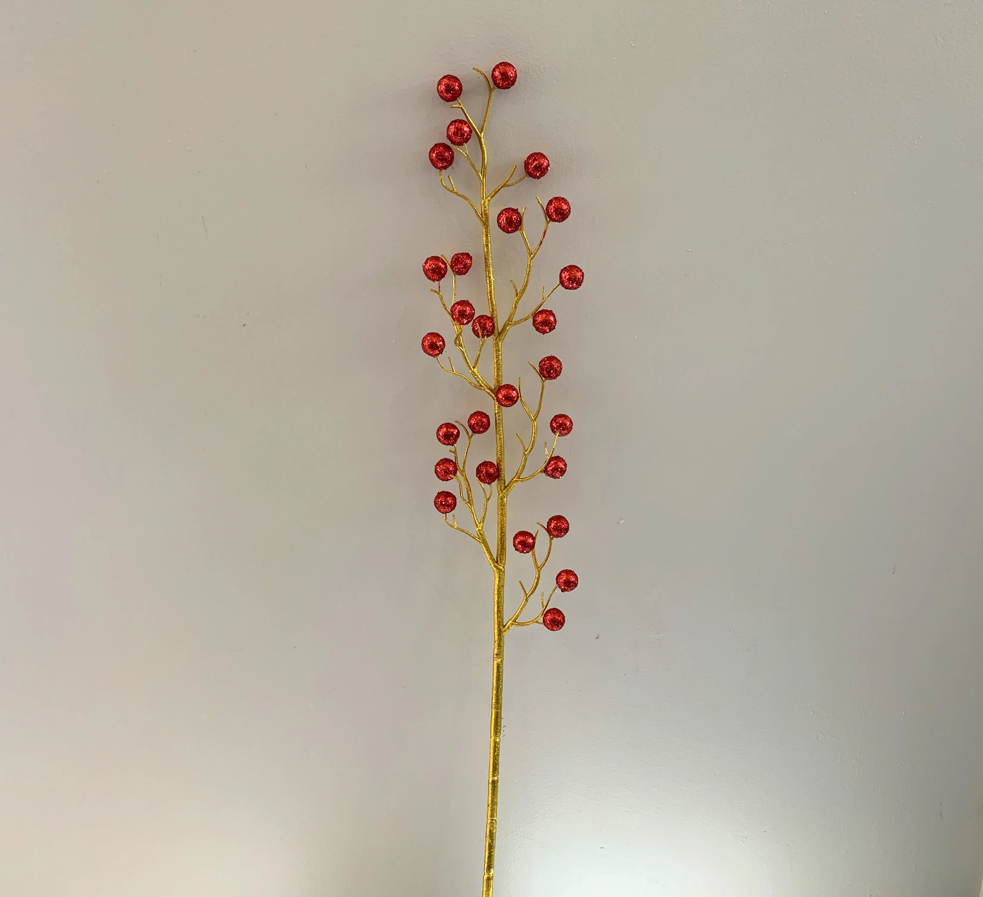 DS0048 Glitter Red Balls Twig 95cm