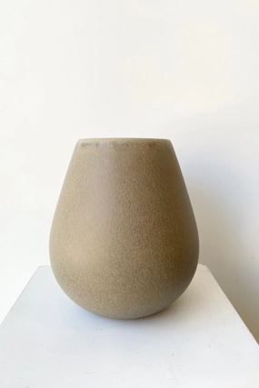 Ease Stone Round Vase dried green plant  