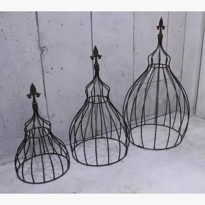 Egyptian Topiary with Finial Yard Garden Decor Set of 3