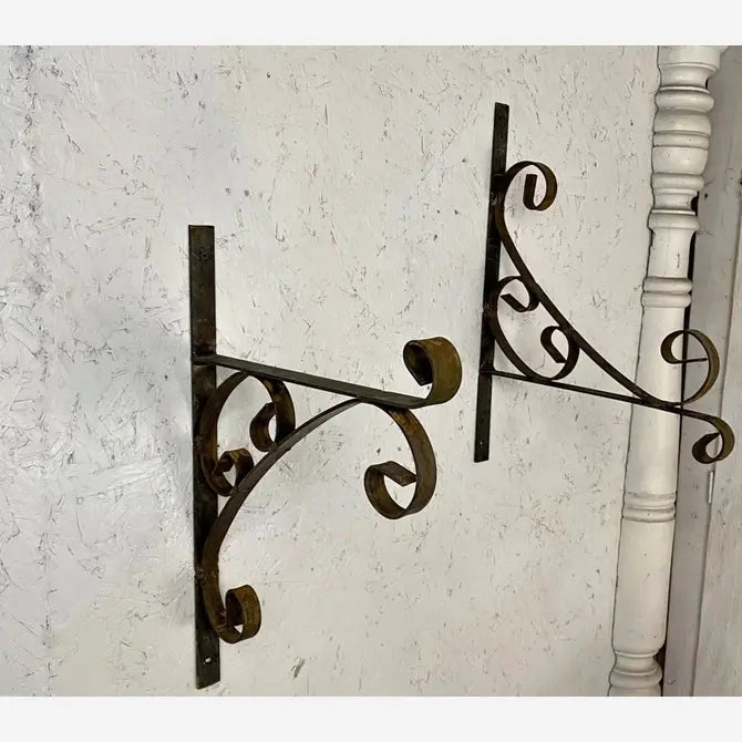 Elegant Strong Iron Strap Metal Hook or Wall Bracket
