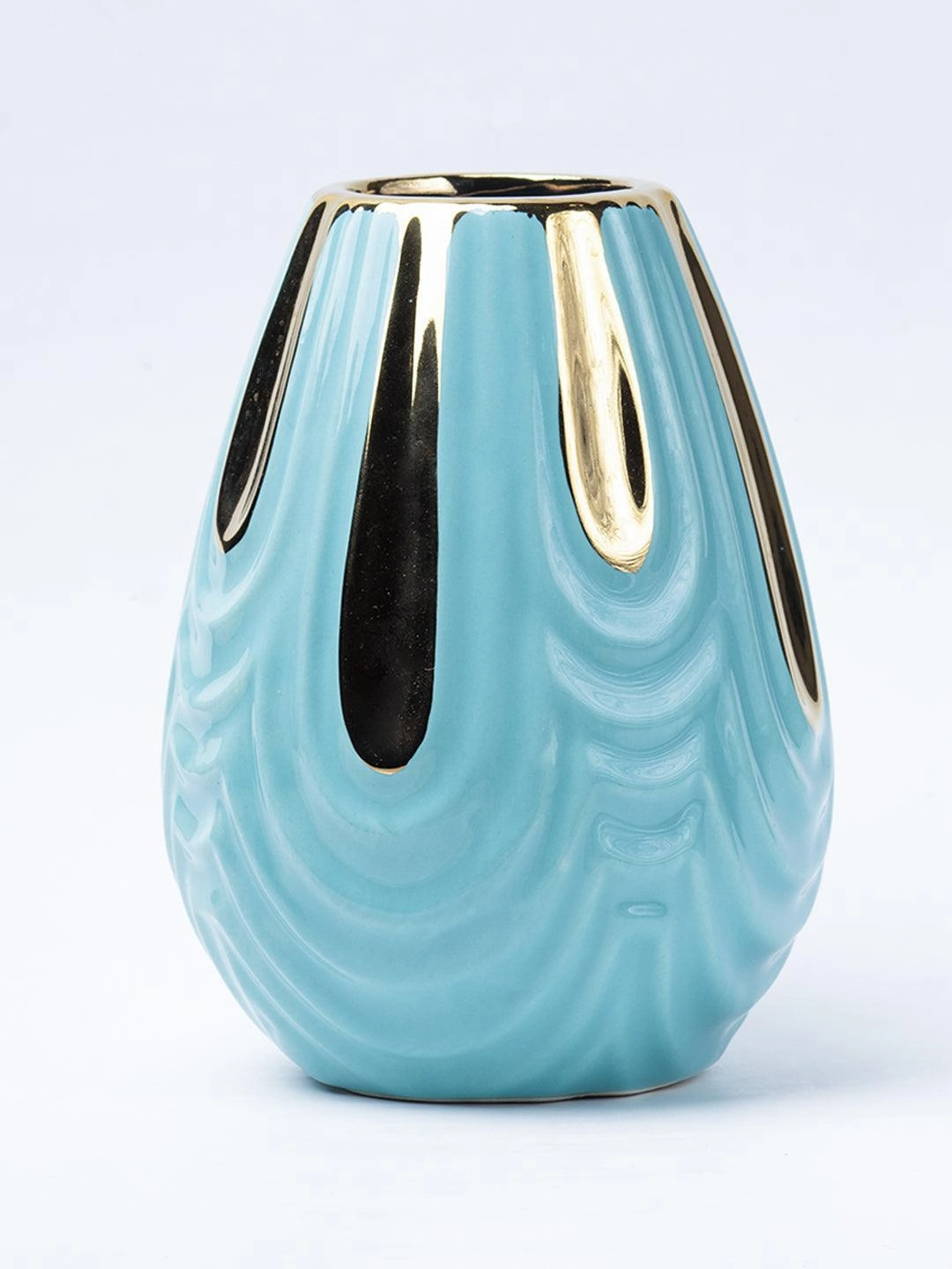 Emrald Ceramic Vase - Ribbed Design, Flower Holder