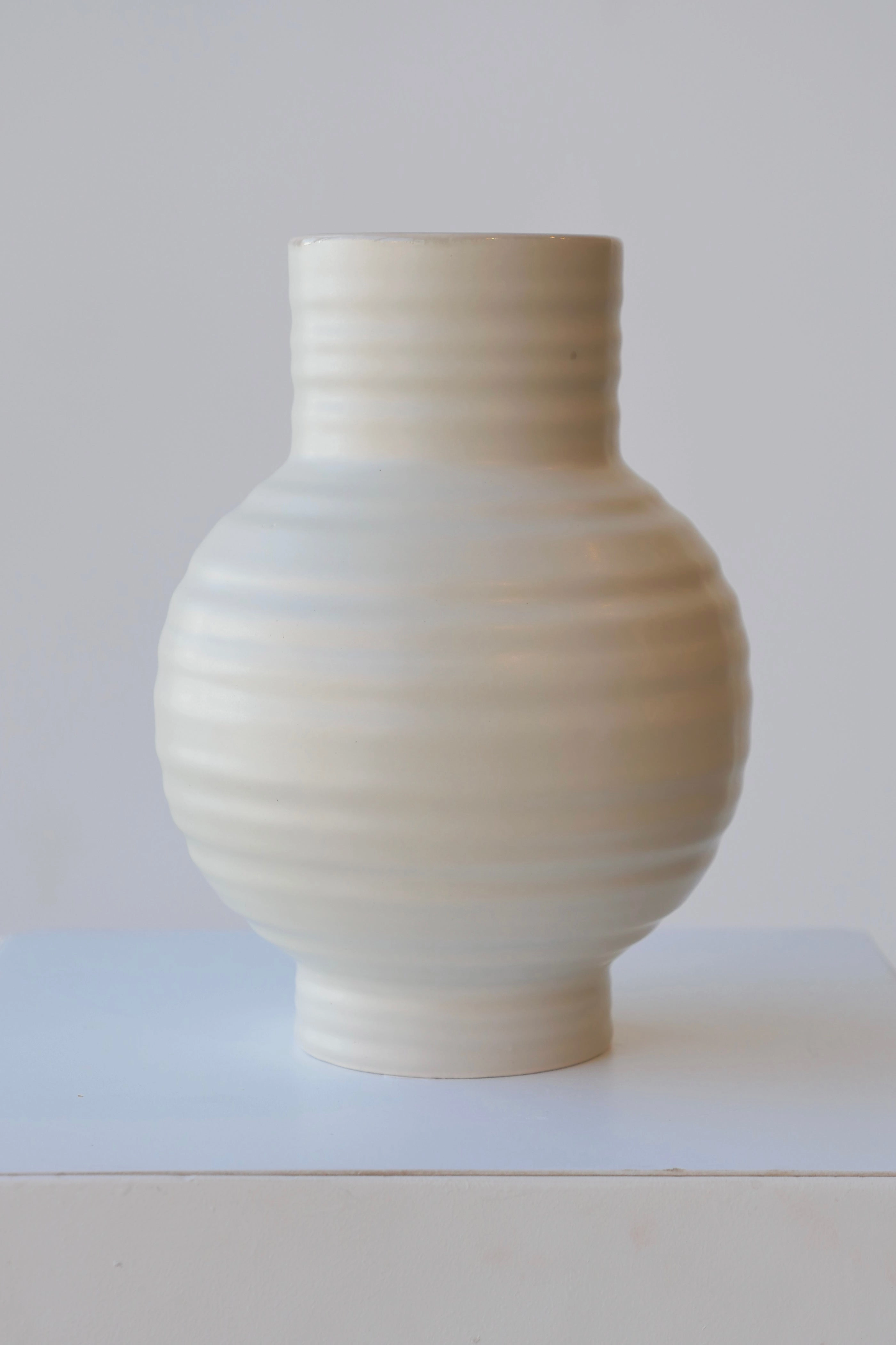 Essential Light Grey Ceramic Vase Large dried green plant  