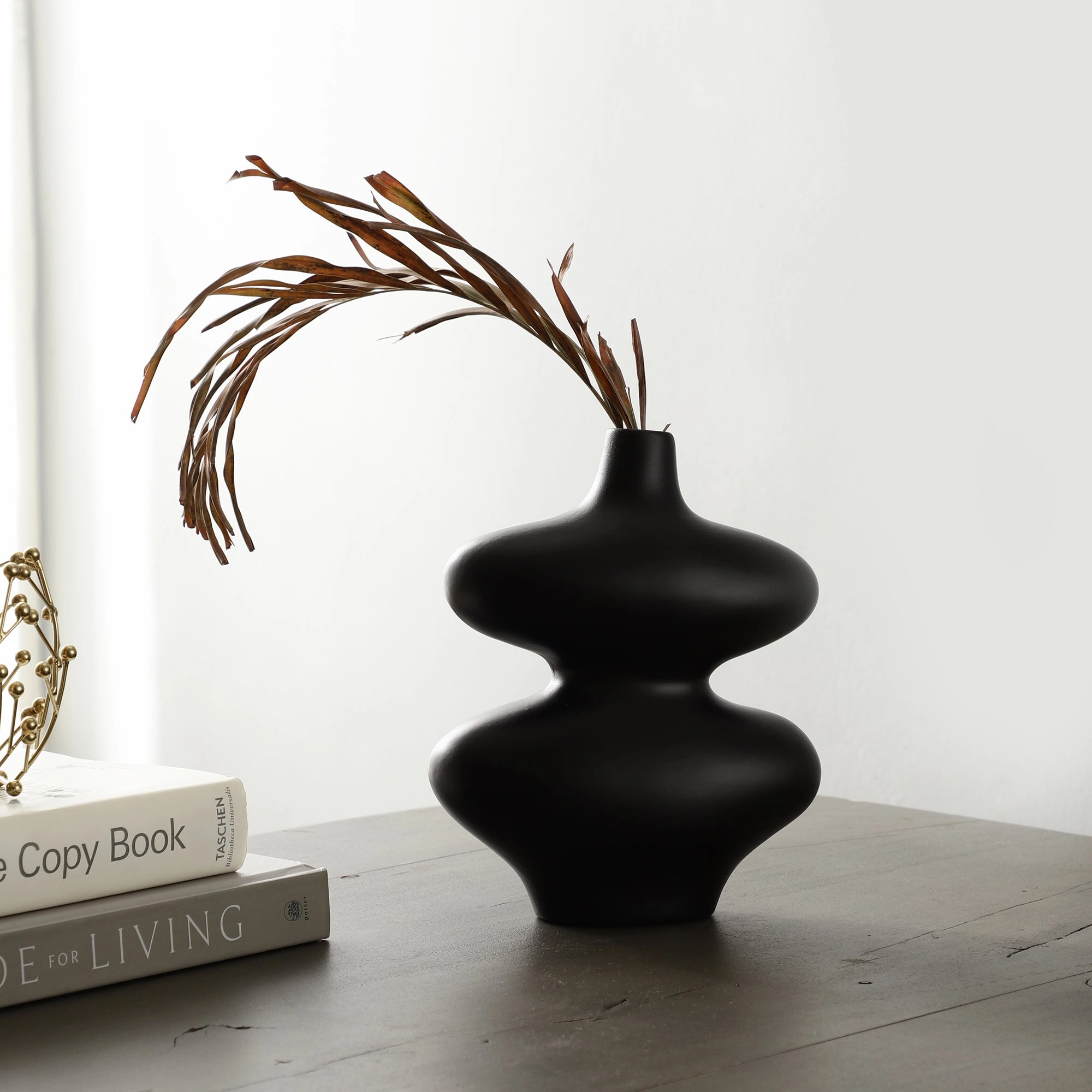 Ewan Black Vase outdoor greenery  