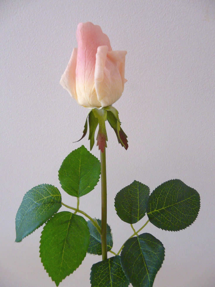F0065 Real Touch Single Rose Bud 47cm