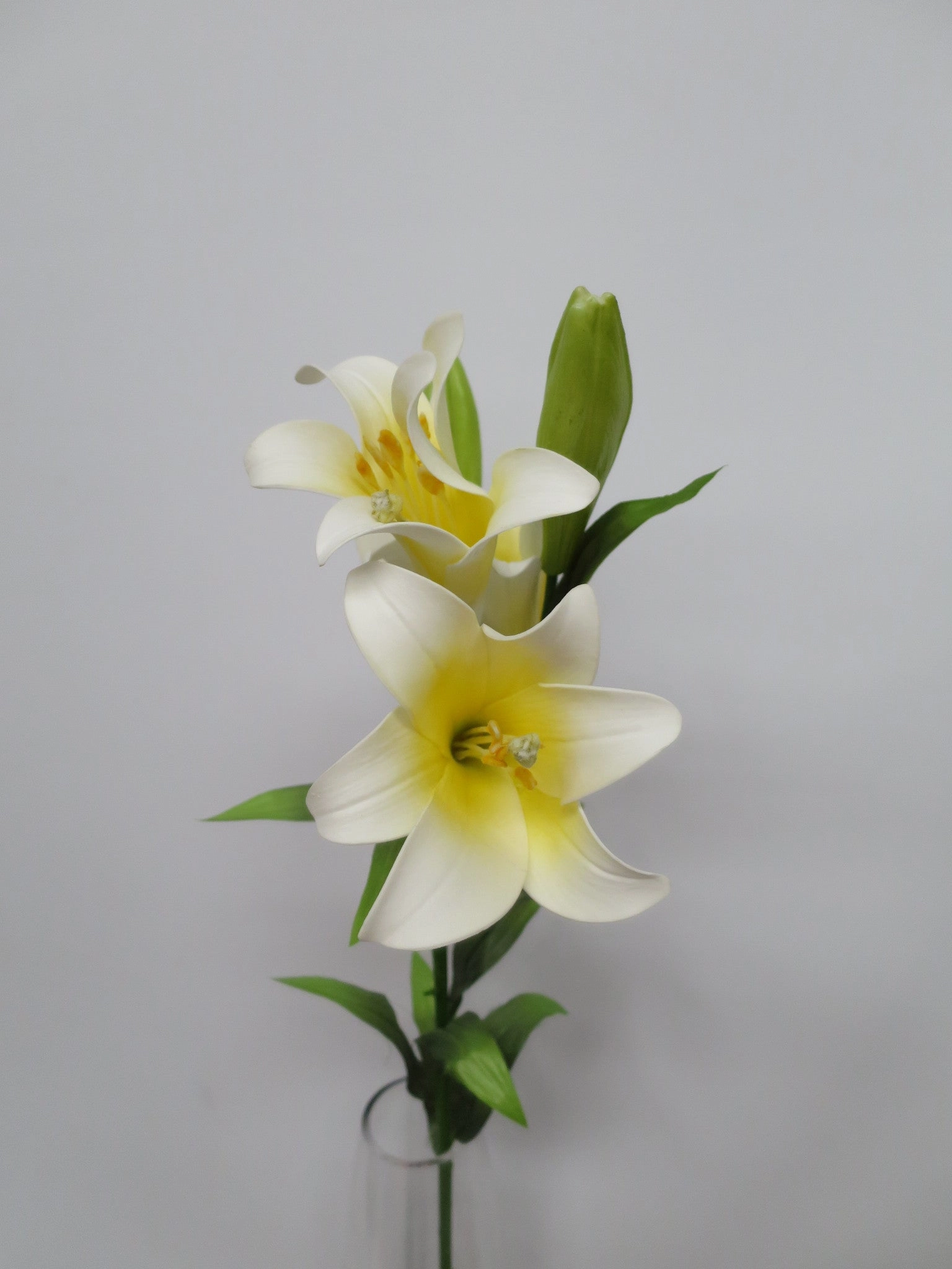 F0108 Christmas Lily Real Touch 87cm 3 Colours