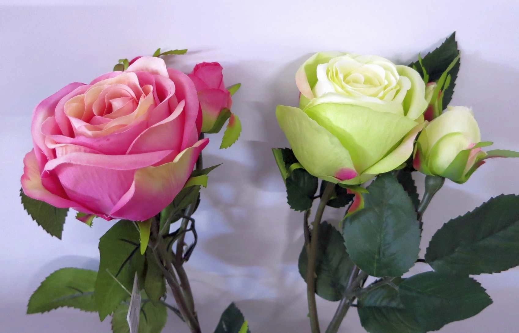 F0117 Large Rose Spray Silk (6 colours) 52cm